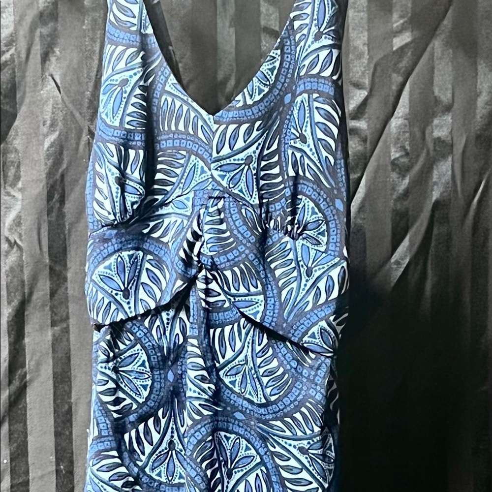 Womens top size L